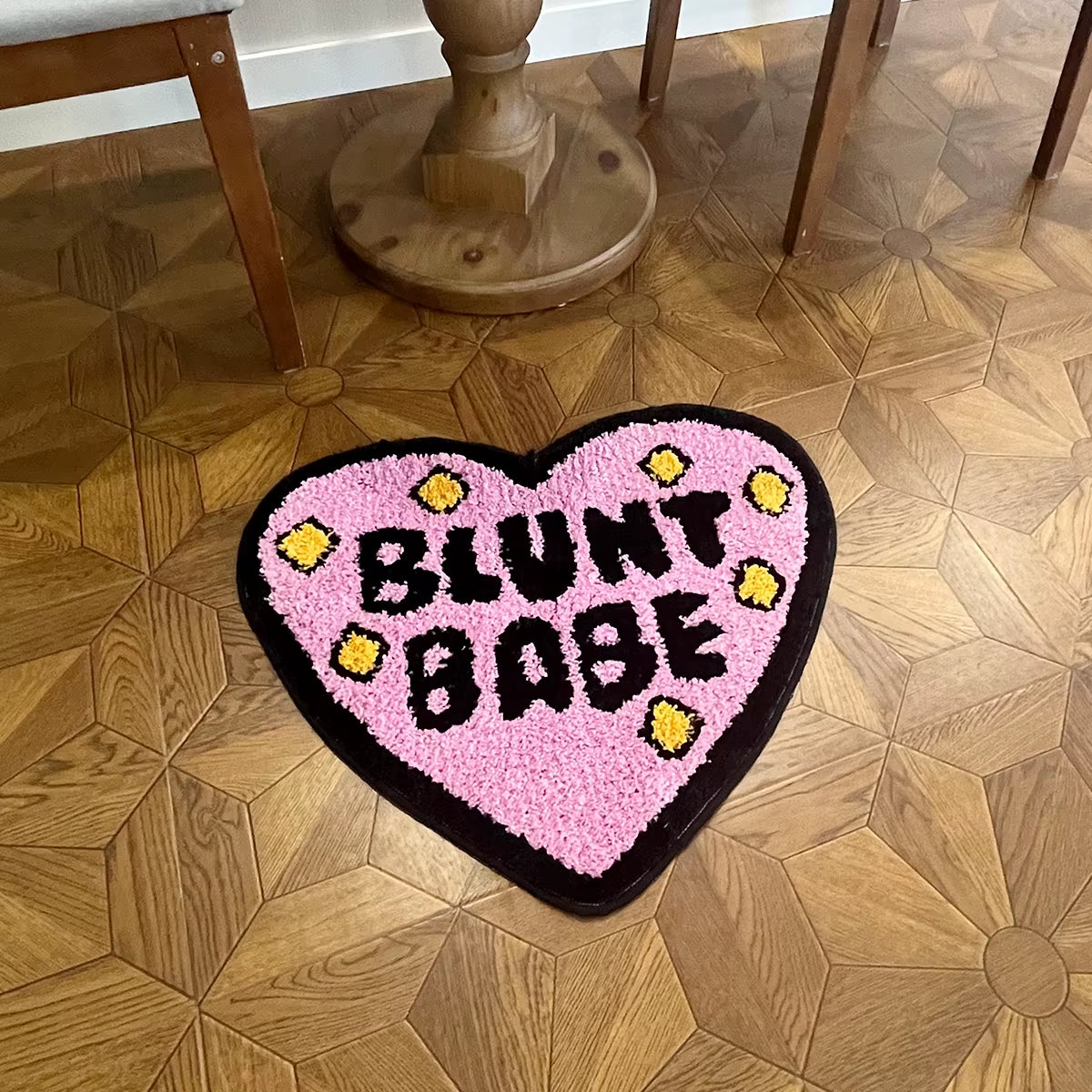 Transform your space with our Aesthetic Love Shape Tufted Rugs! 💖 Soft, fluffy, and perfect for your bedroom or bedside! #HomeDecor #CozyVibes