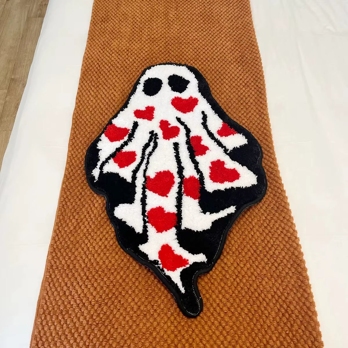 Spookify Your Space with Our Adorable Handmade Tufted Heart Ghost Rug! Perfect for Halloween Vibes! 🖤👻✨ #HomeDecor #Halloween #CozyVibes