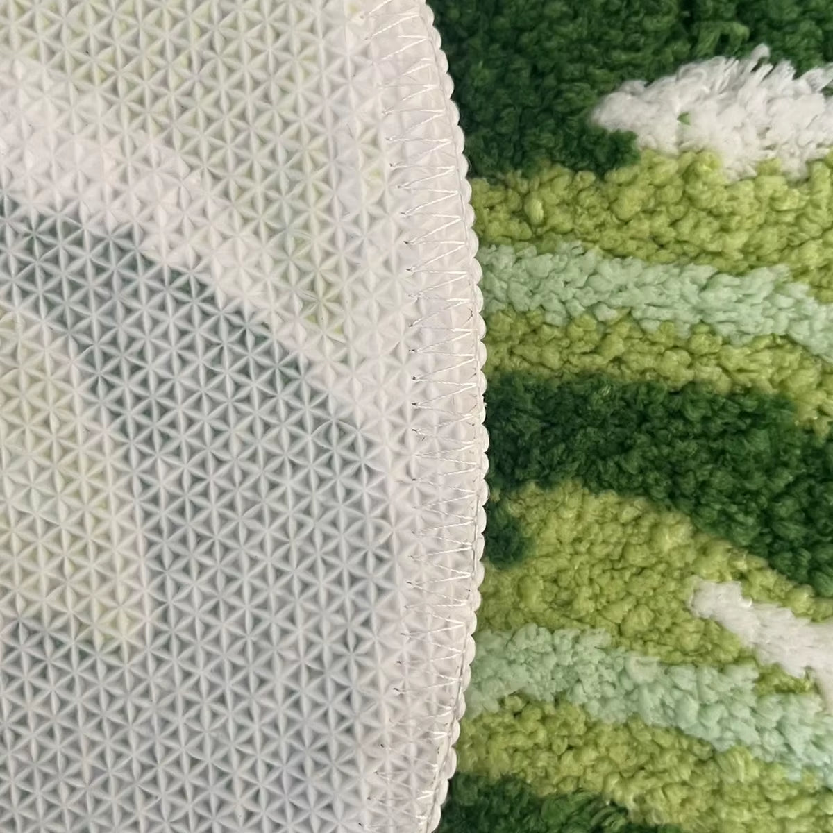 Transform your space with our Green Leaf Monstera Tufted Rug! 🌿 Perfect for your bathroom, bedroom, or entrance - stylish and anti-slip! 🏡✨ #HomeDecor #RugLove